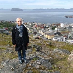 Meet your Posher, Cynthia